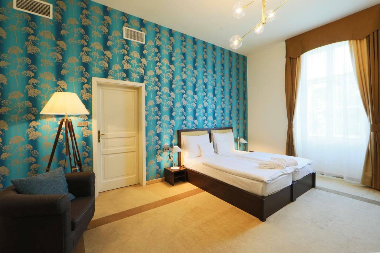 Ipoly Hotel Boutique Rooms & Suites บาลาตอนฟือเรด ภายนอก รูปภาพ